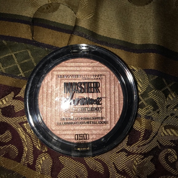 Highlighter ✨ - Picture 1 of 2